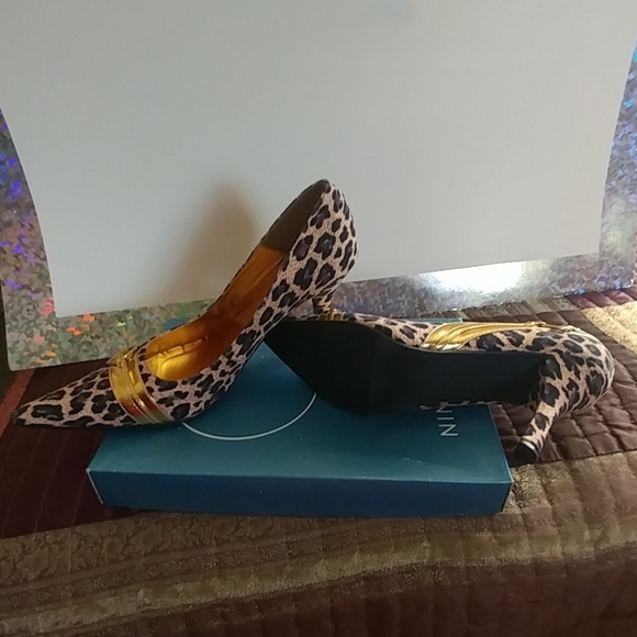 3 1/2 in. Coup D'etat heels. - Picture 7 of 7